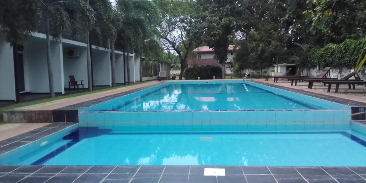 Samwill Holiday Resort Kataragama Buitenkant foto