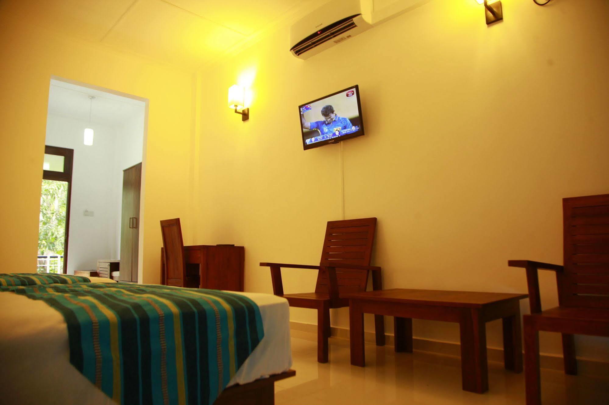 Samwill Holiday Resort Kataragama Buitenkant foto